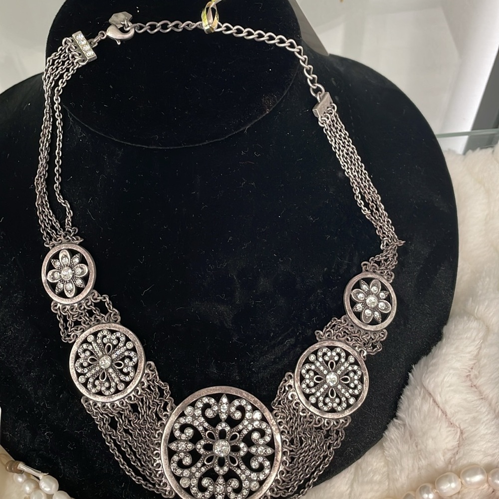 Necklace - Picture 3 of 3